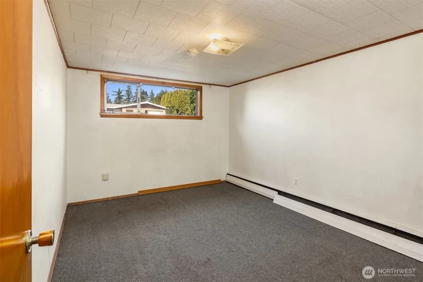 Property photo for 812 Main Street, Edmonds photo 13