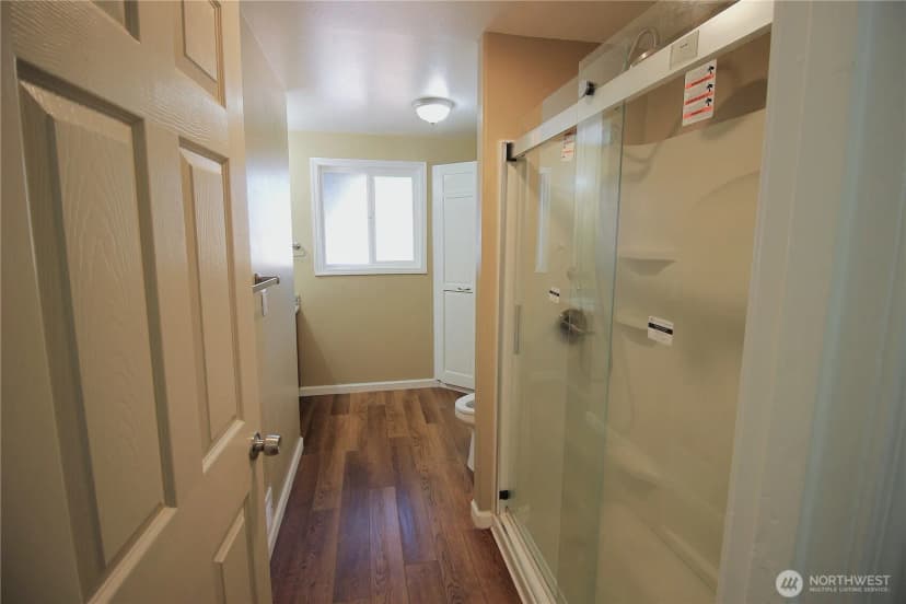 Property photo for 18004 110th Avenue Se, Renton photo 8