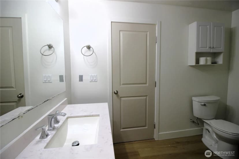 Property photo for 18004 110th Avenue Se, Renton photo 15