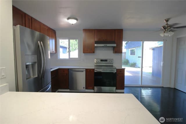 Property photo for 18004 110th Avenue Se, Renton photo 5