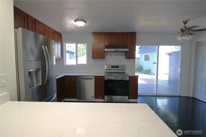 Property photo for 18004 110th Avenue Se, Renton photo 5