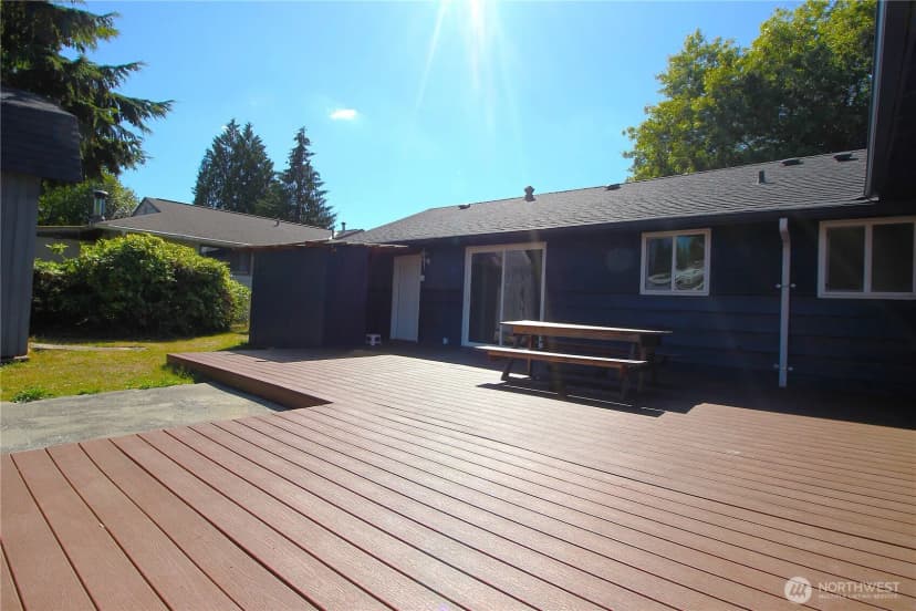 Property photo for 18004 110th Avenue Se, Renton photo 19