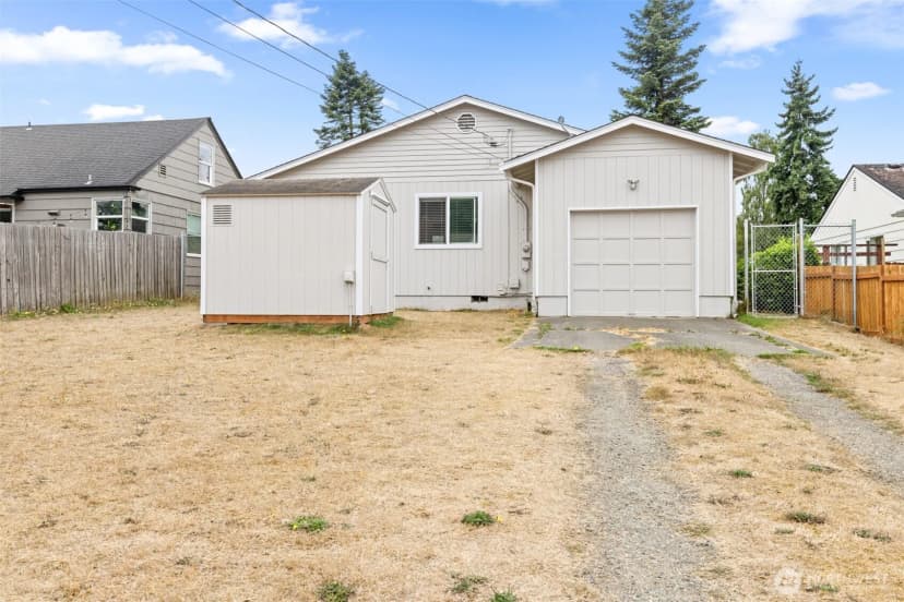 Property photo for 1415 E 4th Street, Port Angeles photo 33