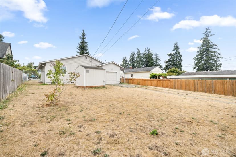 Property photo for 1415 E 4th Street, Port Angeles photo 34