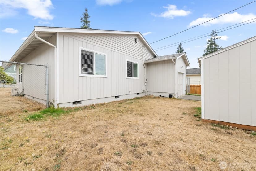 Property photo for 1415 E 4th Street, Port Angeles photo 36