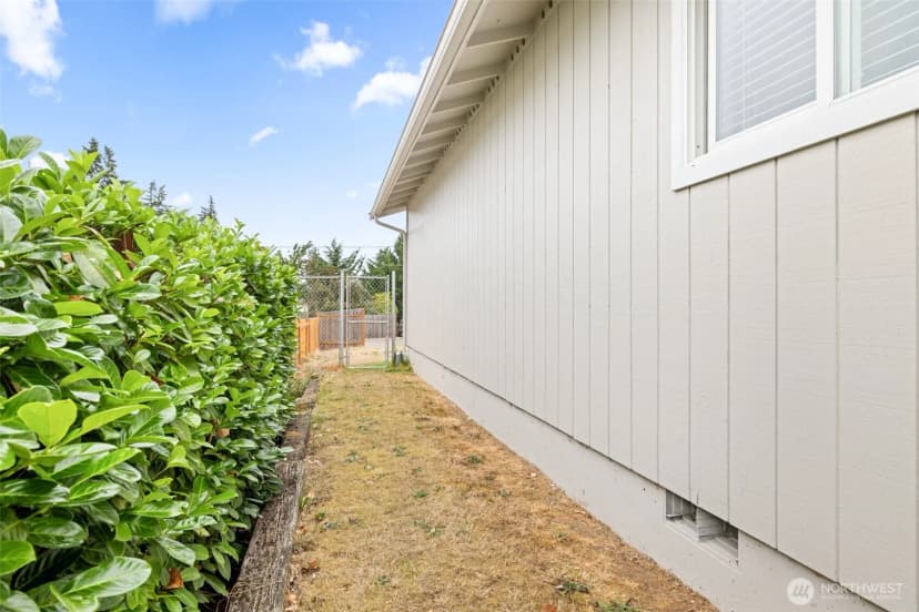 Property photo for 1415 E 4th Street, Port Angeles photo 30