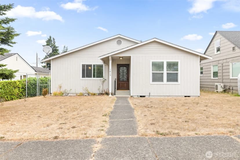 Property photo for 1415 E 4th Street, Port Angeles photo 2