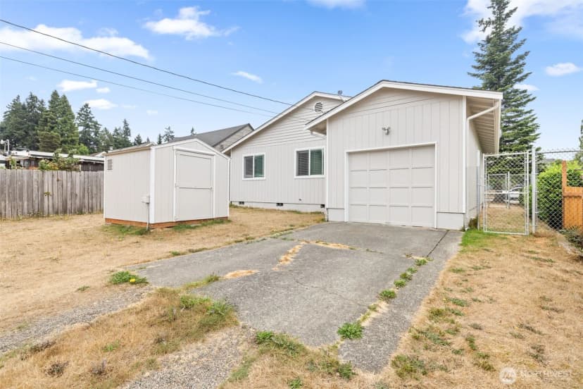 Property photo for 1415 E 4th Street, Port Angeles photo 39