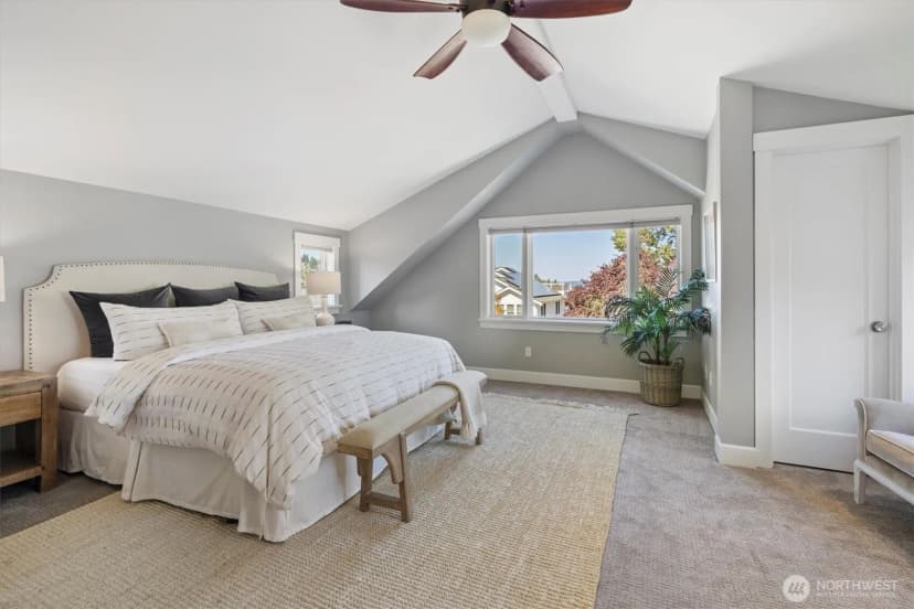 Property photo for 6023 Ne 61st Street, Seattle photo 16