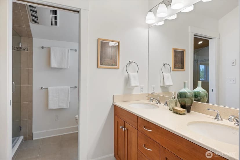 Property photo for 6023 Ne 61st Street, Seattle photo 17