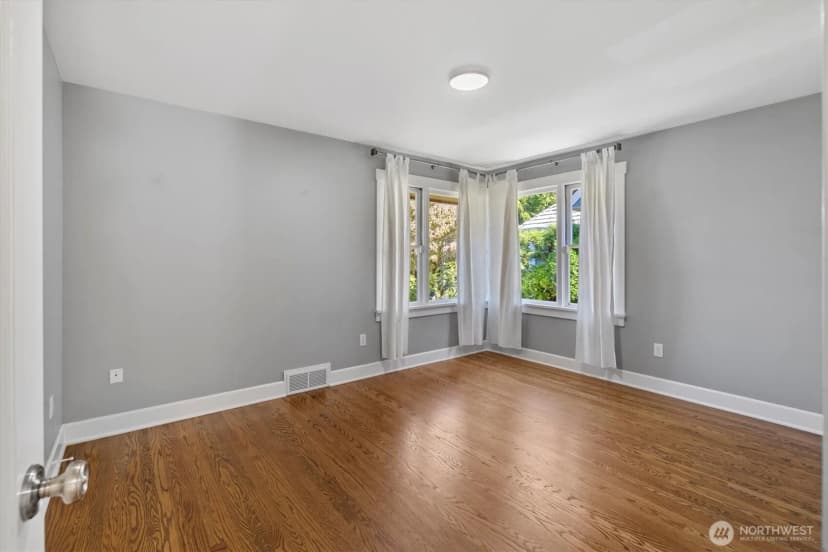 Property photo for 6023 Ne 61st Street, Seattle photo 20
