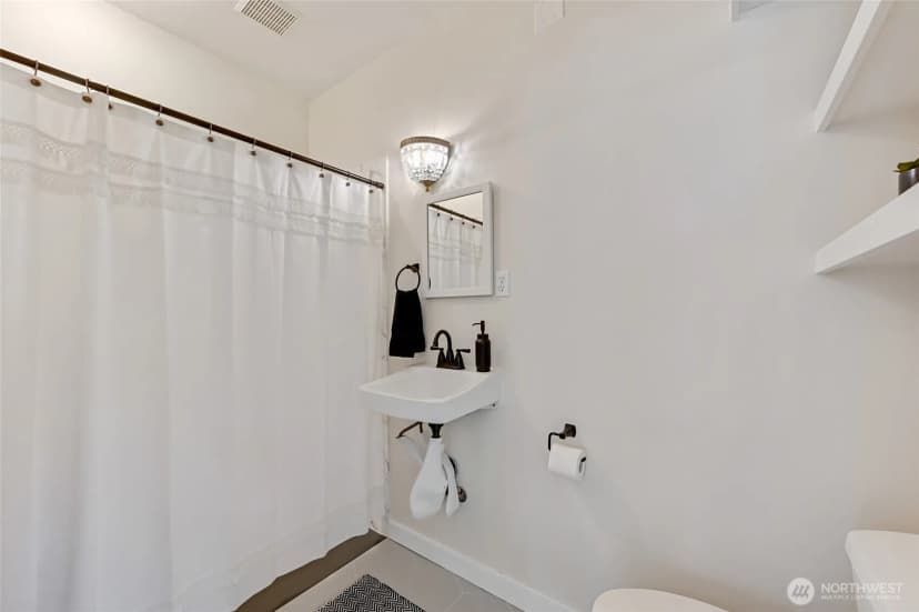 Property photo for 2428 Jones Avenue, Renton photo 29