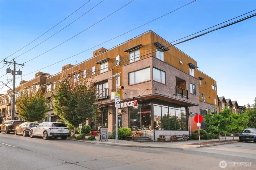 Property photo for 5549 39th Avenue Ne, Seattle photo 28