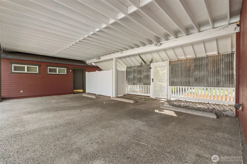 Property photo for 820 H Street, Centralia photo 37