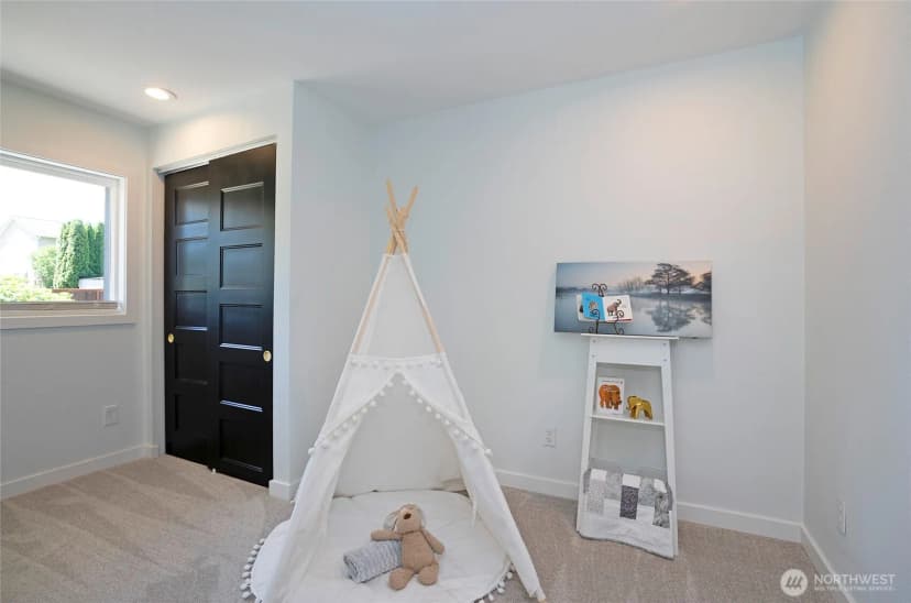 Property photo for 15512 Elm Street E, Sumner photo 19