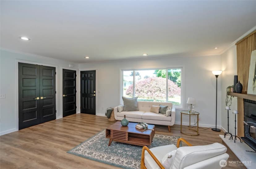 Property photo for 15512 Elm Street E, Sumner photo 6