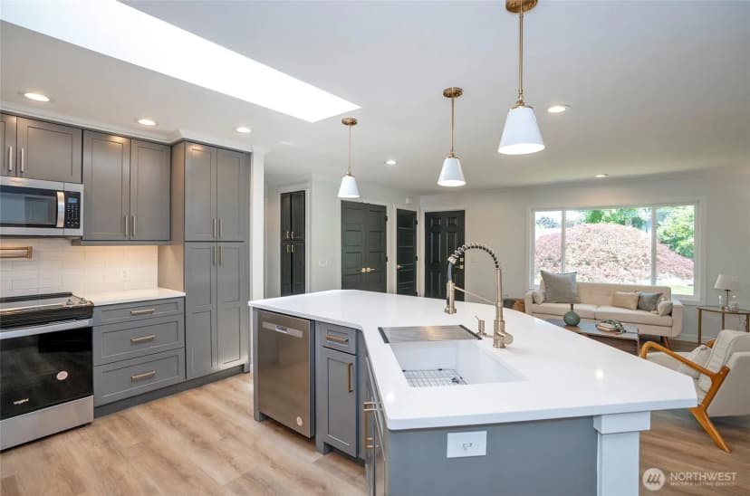 Property photo for 15512 Elm Street E, Sumner photo 13