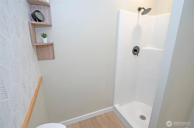 Property photo for 15512 Elm Street E, Sumner photo 31