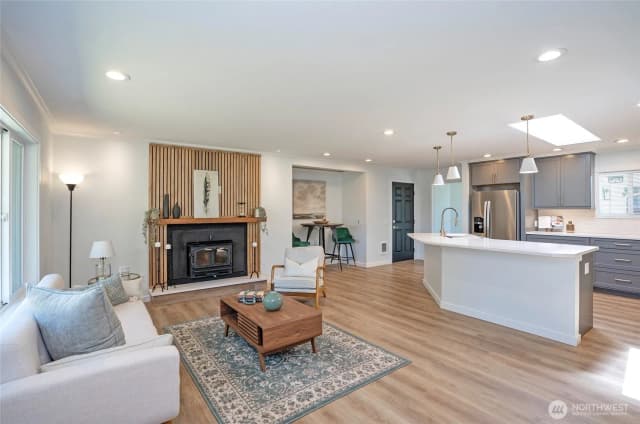 Property photo for 15512 Elm Street E, Sumner photo 5
