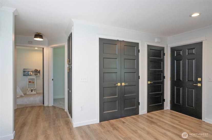 Property photo for 15512 Elm Street E, Sumner photo 7