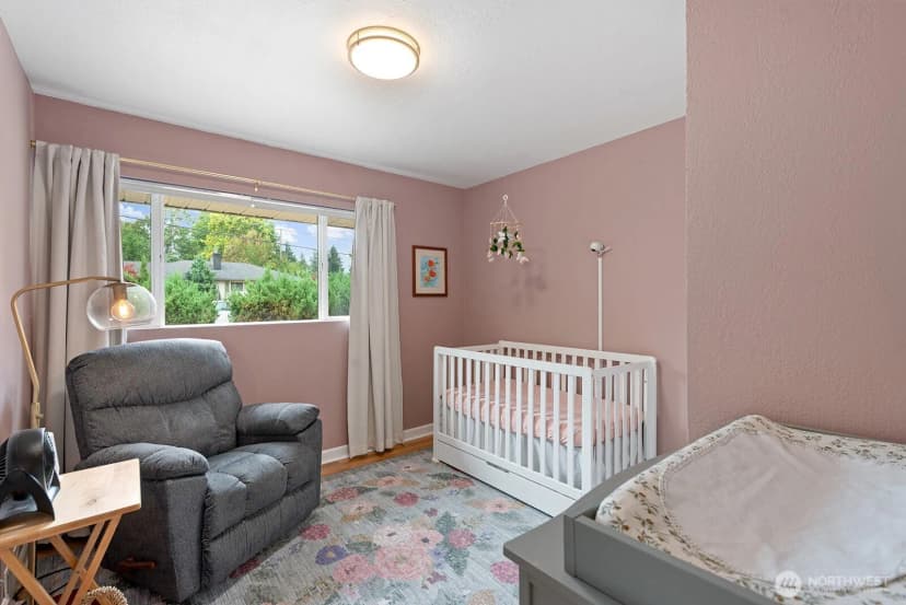 Property photo for 320 S 120th Street, Burien photo 16