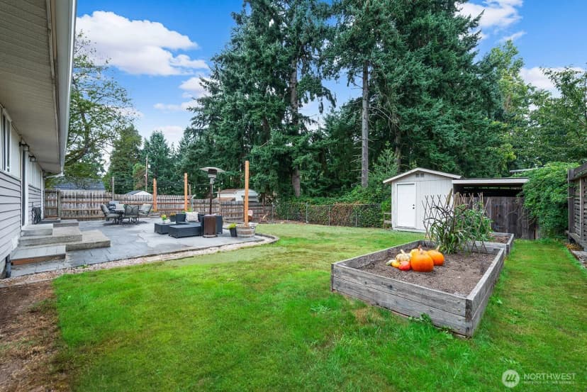 Property photo for 320 S 120th Street, Burien photo 19