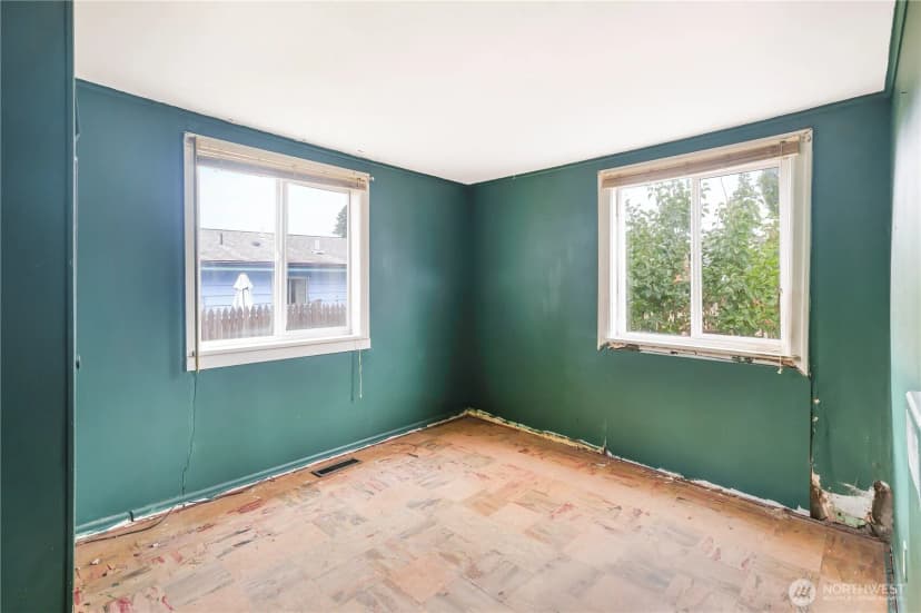 Property photo for 710 W North St, Bellingham photo 11