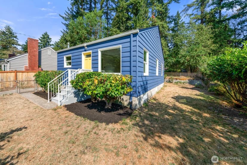 Property photo for 13726 23rd Avenue Ne, Seattle photo 21