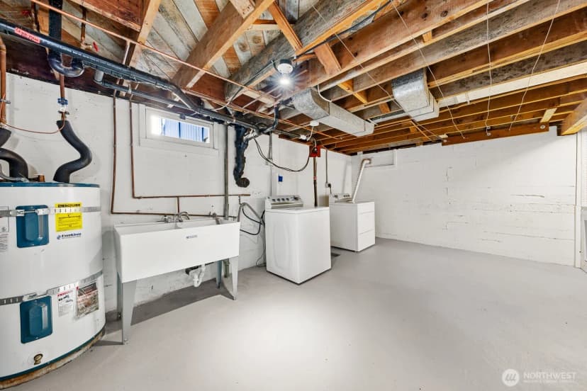 Property photo for 13726 23rd Avenue Ne, Seattle photo 18