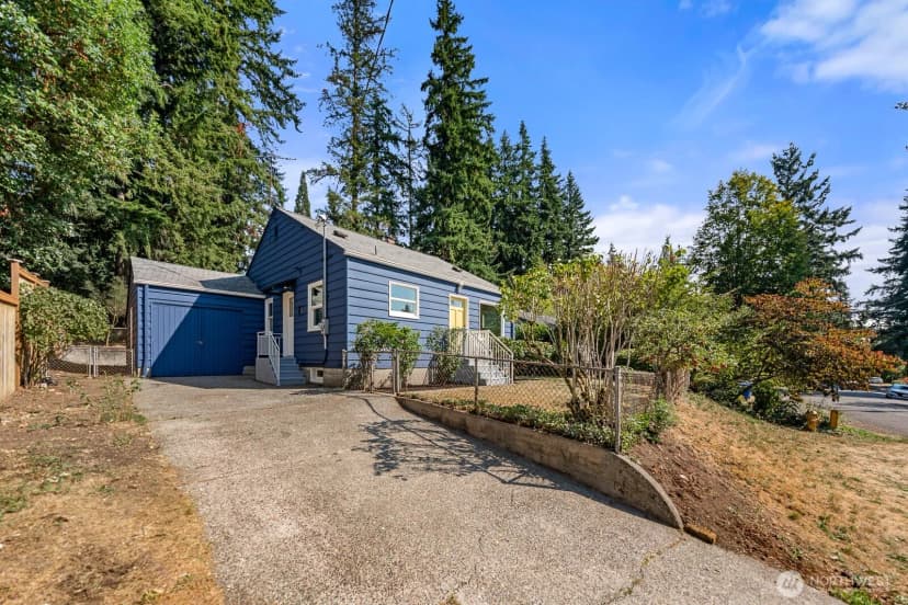 Property photo for 13726 23rd Avenue Ne, Seattle photo 27