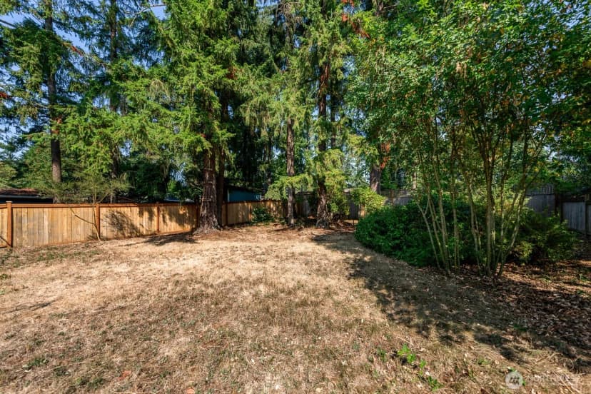 Property photo for 13726 23rd Avenue Ne, Seattle photo 25