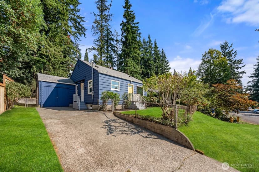 Property photo for 13726 23rd Avenue Ne, Seattle photo 26
