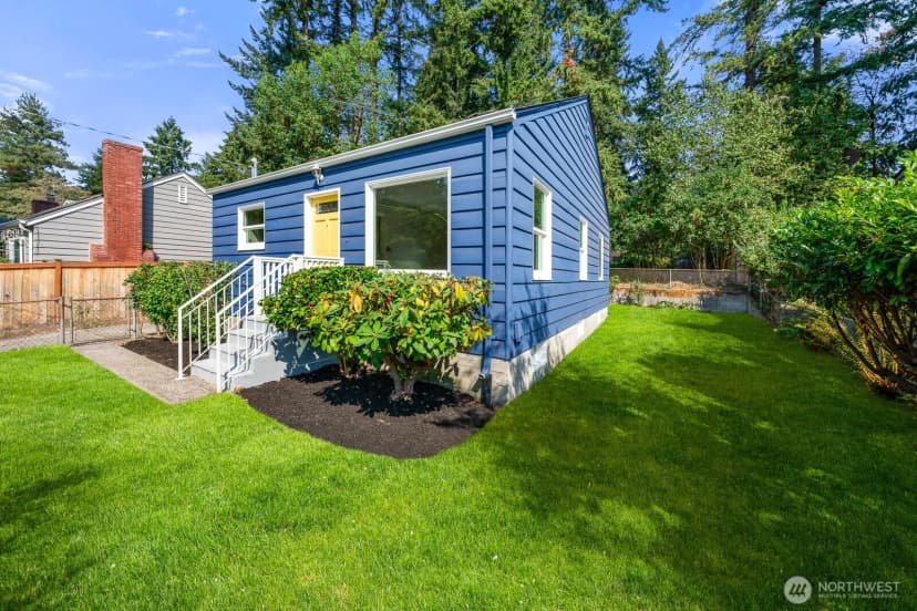 Property photo for 13726 23rd Avenue Ne, Seattle photo 20