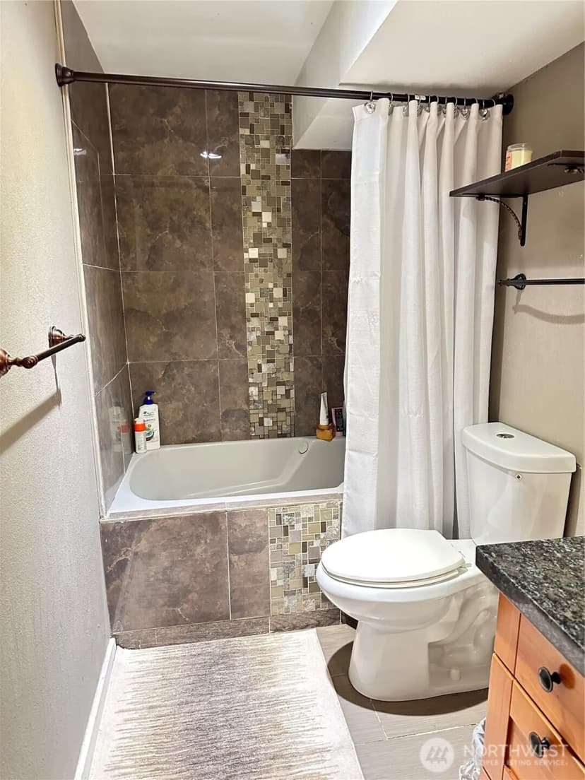 Property photo for 1723 Sw 324th Street, Federal Way photo 14