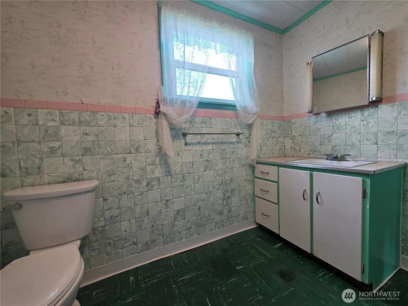 Property photo for 832 Alexander Street, Sedro Woolley photo 21