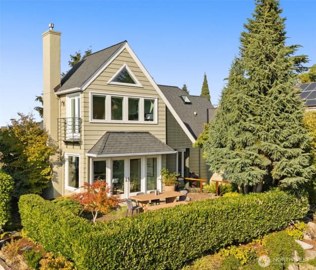 Property photo for 816 W Blaine Street, Seattle