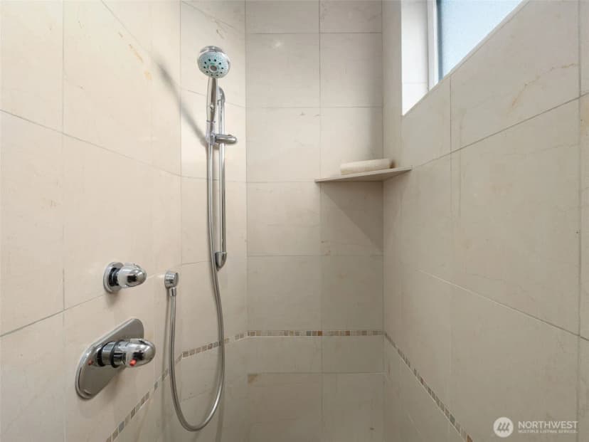 Property photo for 816 W Blaine Street, Seattle photo 21