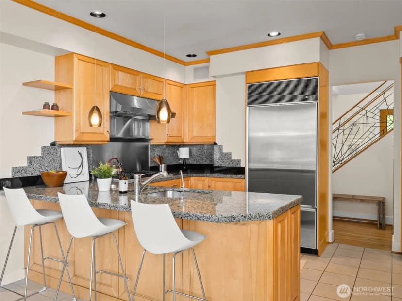 Property photo for 816 W Blaine Street, Seattle photo 15