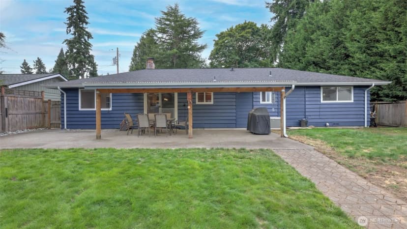 Property photo for 2324 Ne 22nd Street, Renton photo 17
