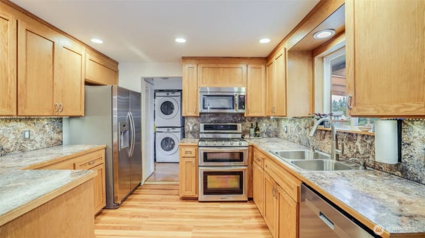 Property photo for 2324 Ne 22nd Street, Renton photo 8