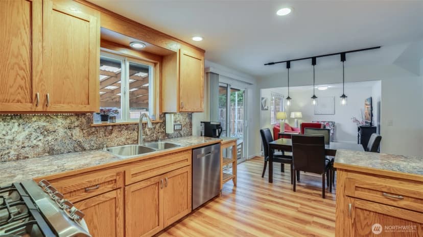 Property photo for 2324 Ne 22nd Street, Renton photo 9