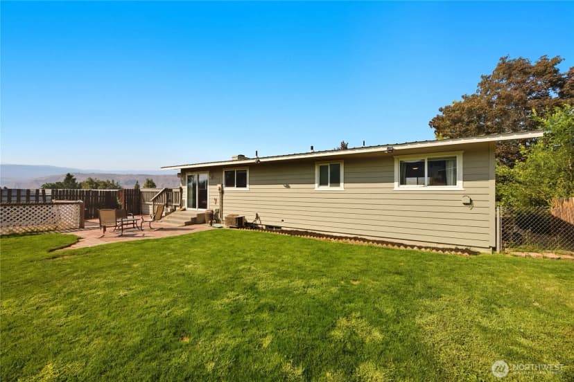 Property photo for 507 N Larch Avenue, East Wenatchee photo 31