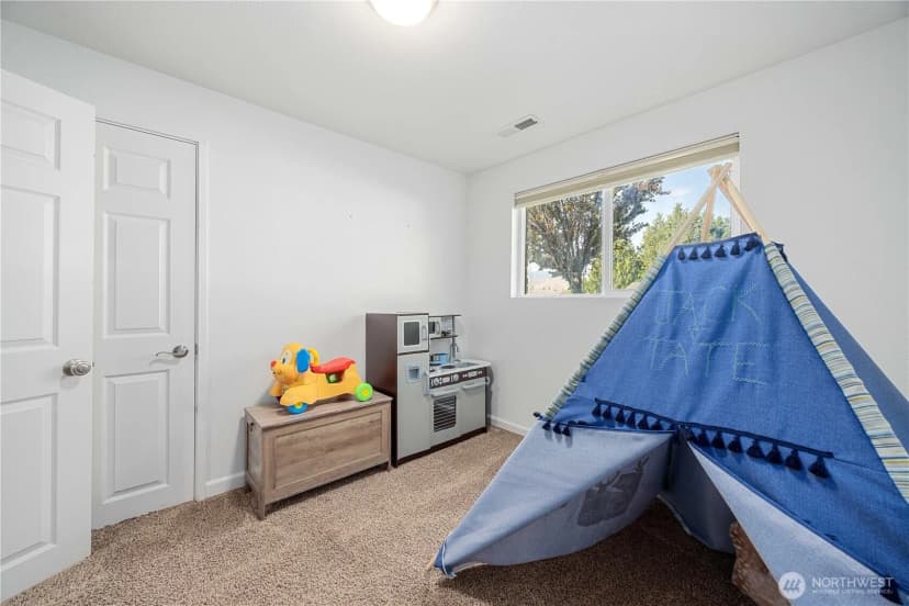 Property photo for 507 N Larch Avenue, East Wenatchee photo 25