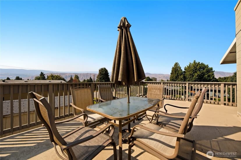Property photo for 507 N Larch Avenue, East Wenatchee photo 35