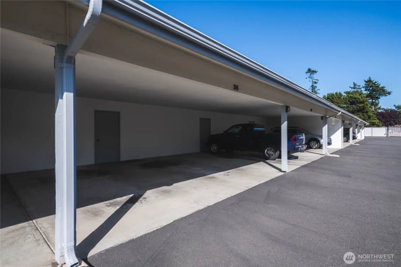 Property photo for 1800 Skyline Way #205, Anacortes photo 18