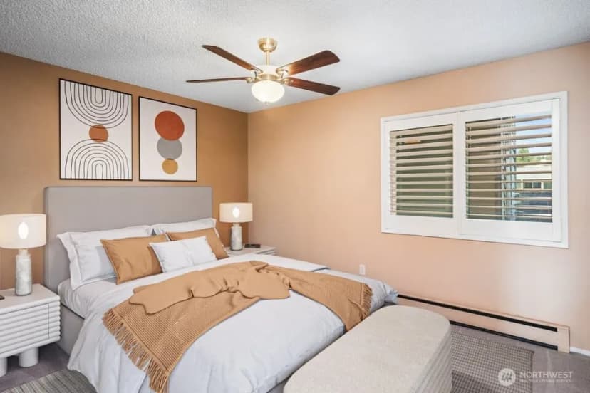 Property photo for 1800 Skyline Way #205, Anacortes photo 12