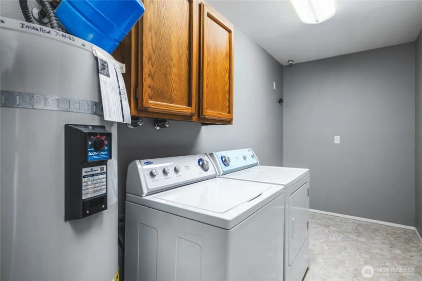 Property photo for 1800 Skyline Way #205, Anacortes photo 14