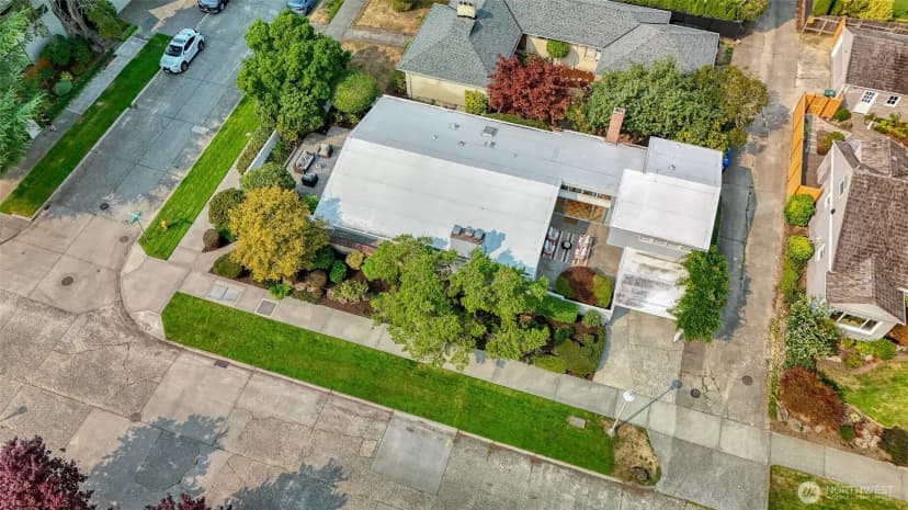 Property photo for 4100 Ne Surber Drive, Seattle photo 31