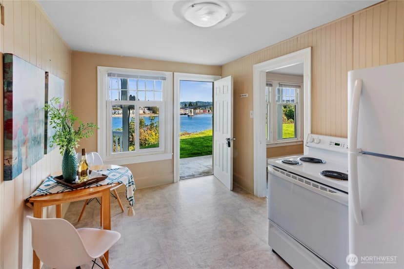Property photo for 110 11th St Pl, Bremerton photo 22