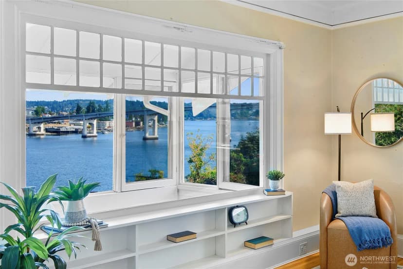 Property photo for 110 11th St Pl, Bremerton photo 8